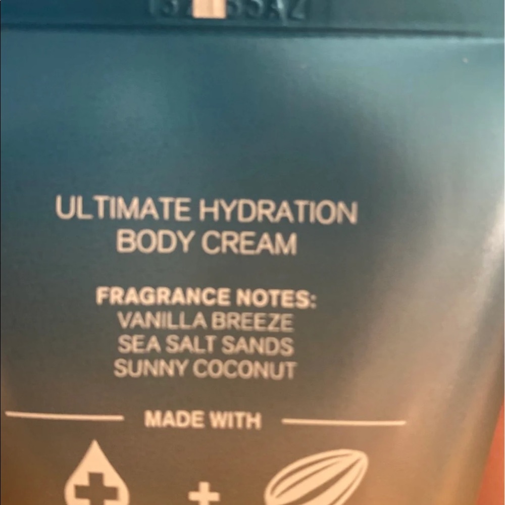 Bath and body works Summertime Surf lotion - Picture 2 of 2